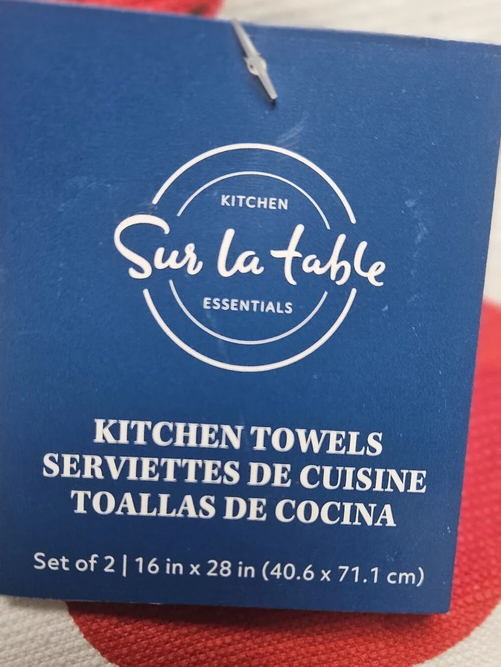 Sur la table Tomato Print Kitchen Towels, Set of 2, NEW